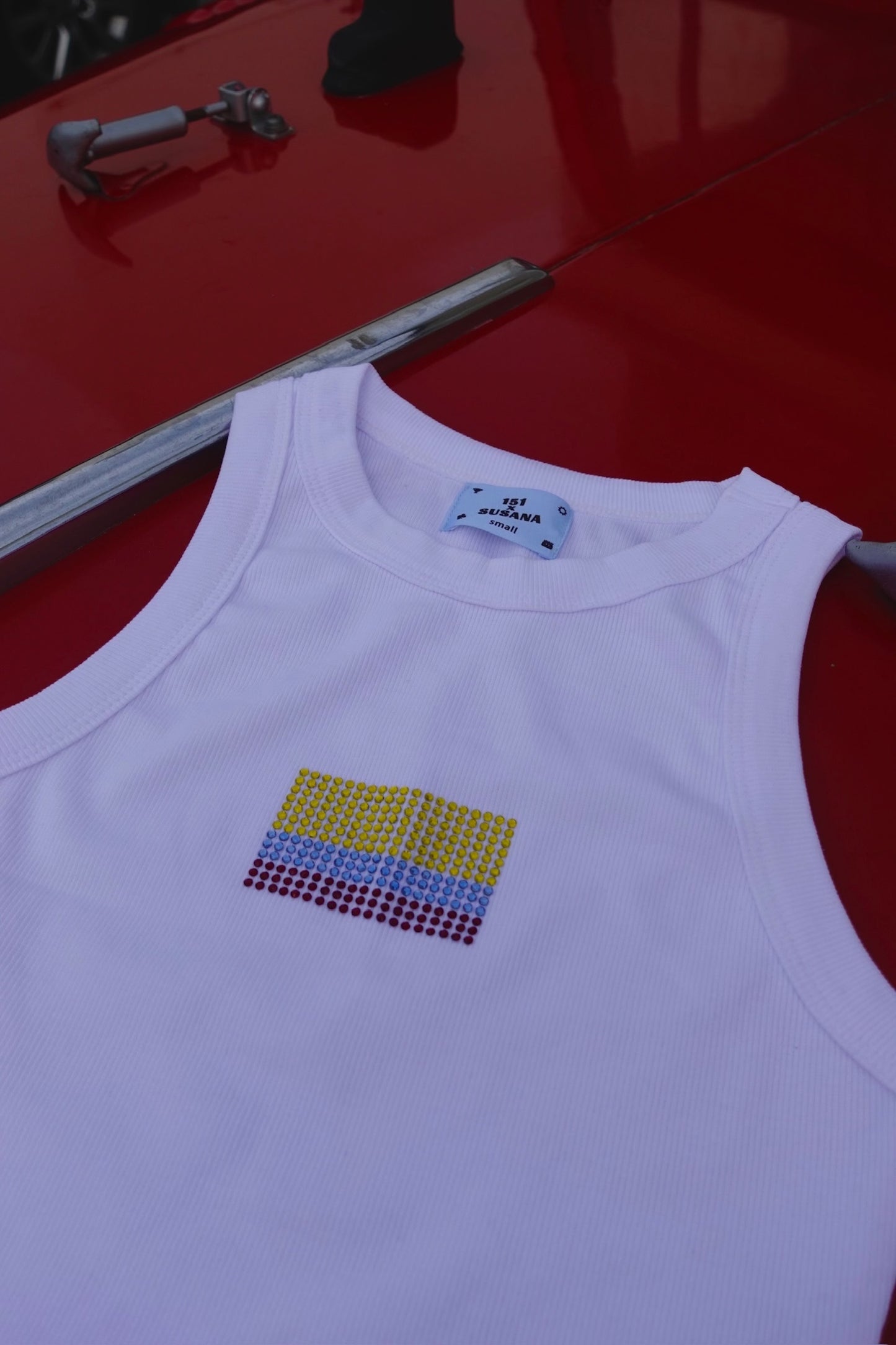 Tricolor